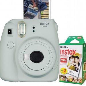 fuji camera with extra film